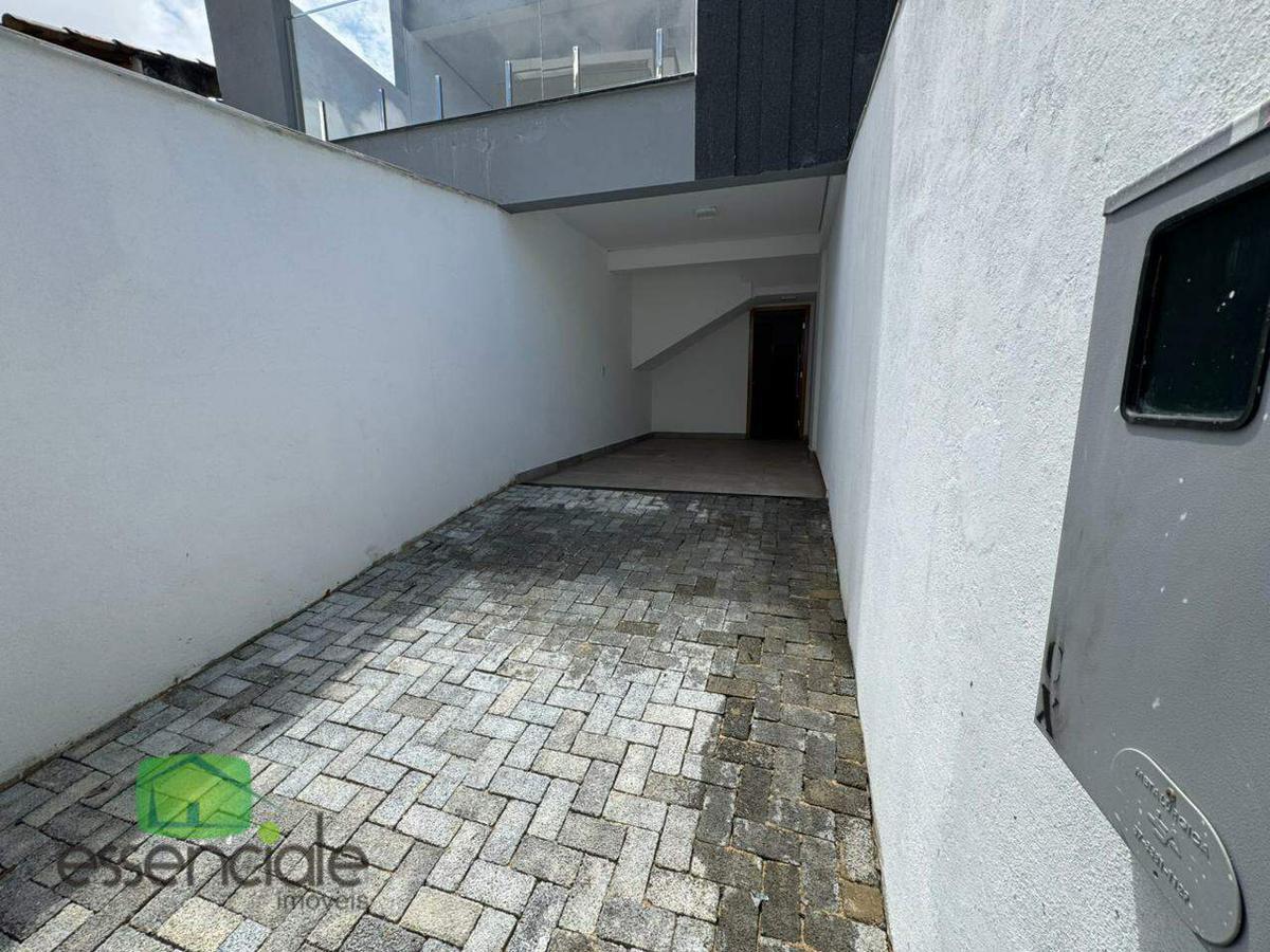 Casa, Novo Eldorado, 3 Quartos, 2 Vagas, 1 Suíte