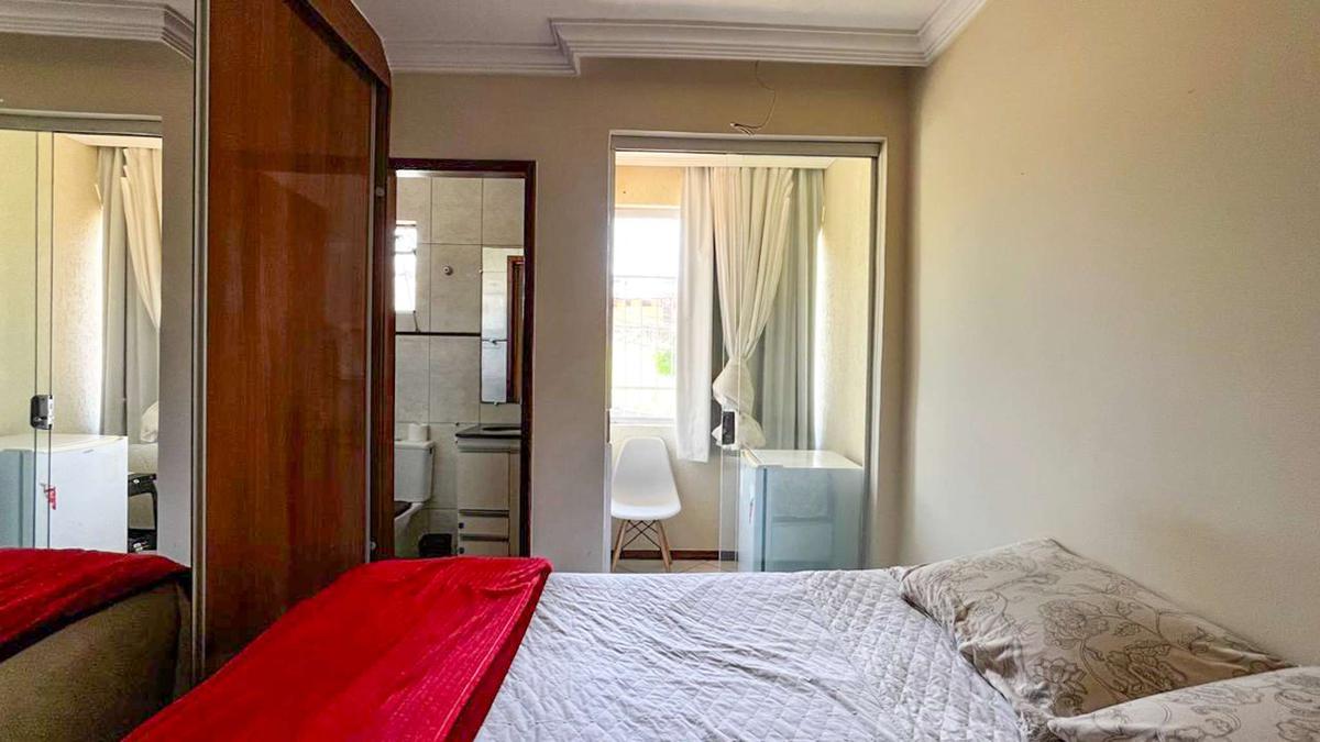 Casa, Camargos, 2 Quartos, 2 Vagas, 1 Suíte