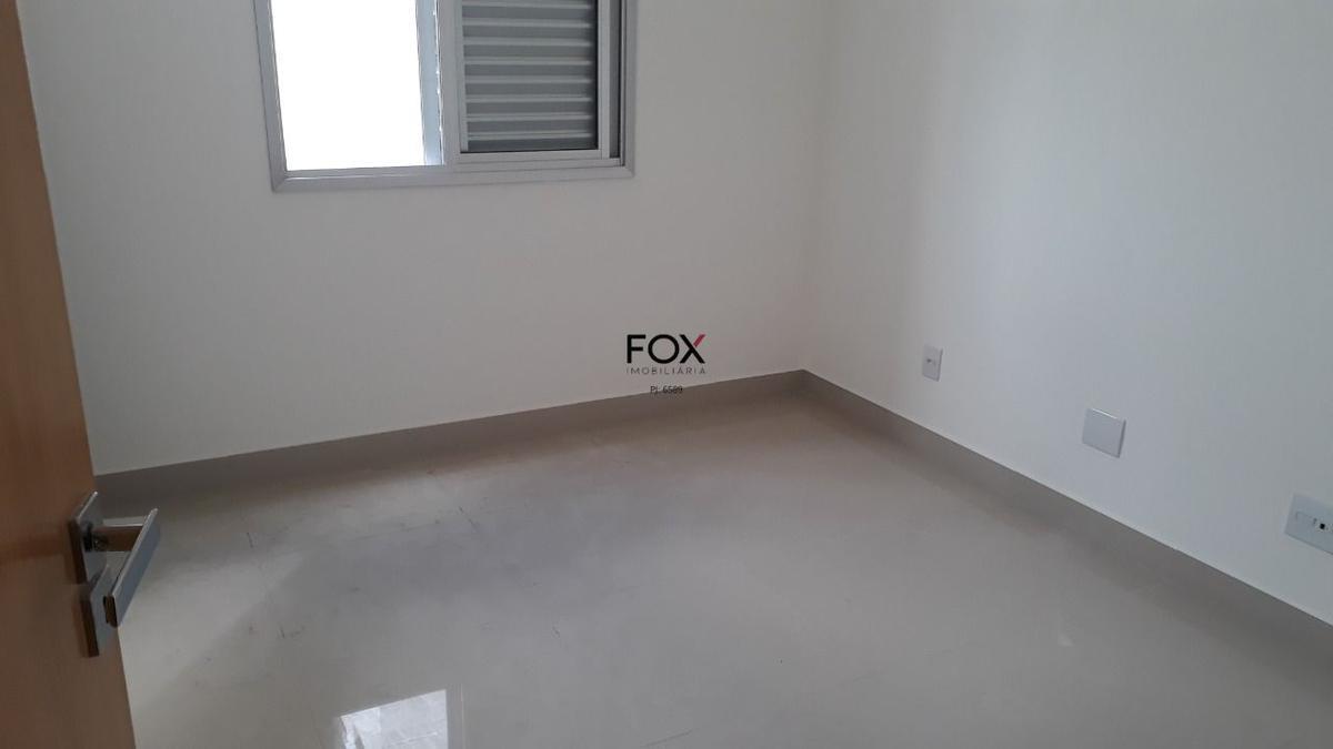 Apartamento, Vila Paris, 2 Quartos, 3 Vagas, 2 Suítes