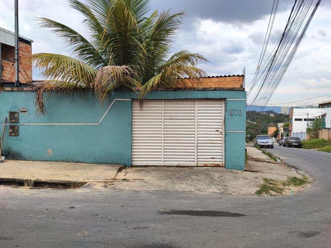 Casa, Palmeiras, 2 Quartos, 3 Vagas