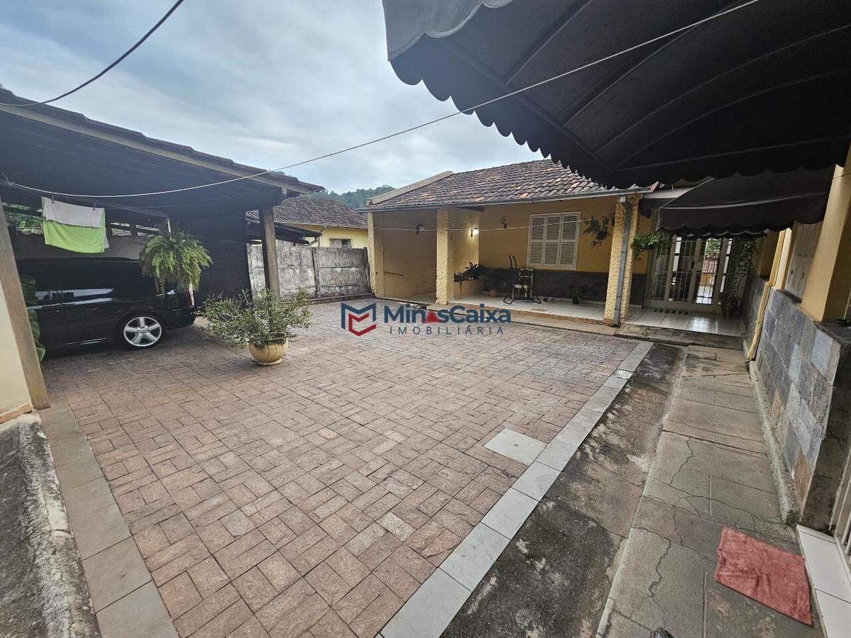 Casa, Vila dos Técnicos, 4 Quartos, 2 Vagas, 1 Suíte