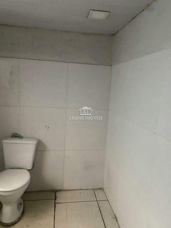 Galpão, Barreiro, 0 Quarto, 0 Vaga