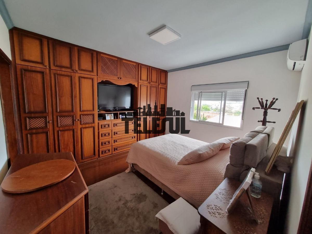 Casa, Vila Pinto, 6 Quartos, 2 Vagas, 2 Suítes