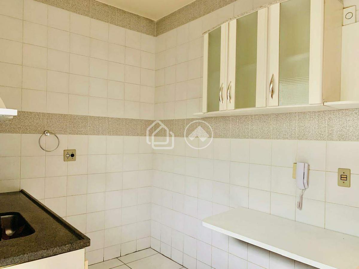Apartamento, Estoril, 3 Quartos, 1 Vaga, 1 Suíte