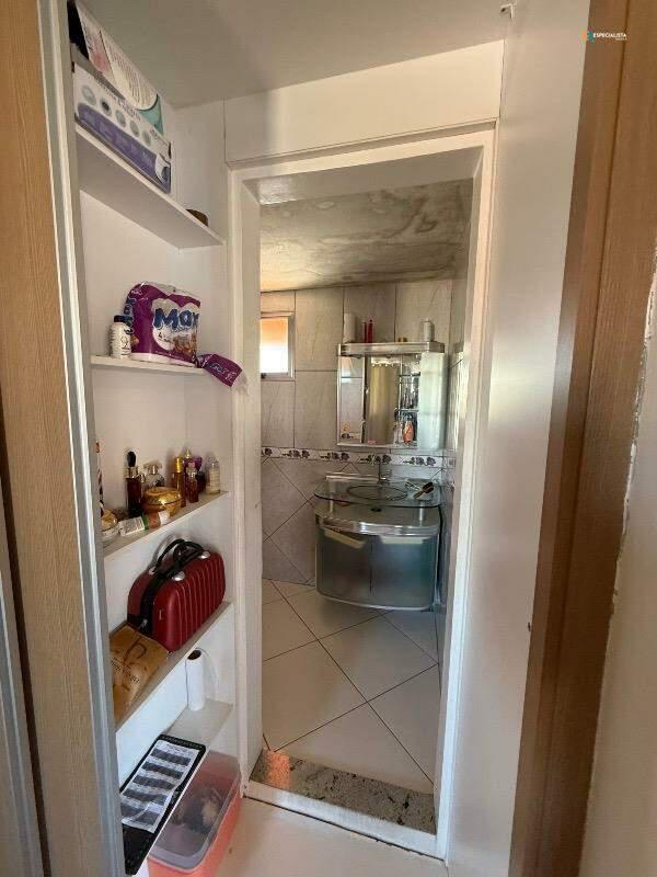 Casa, Monte Carlo, 5 Quartos, 2 Vagas, 1 Suíte