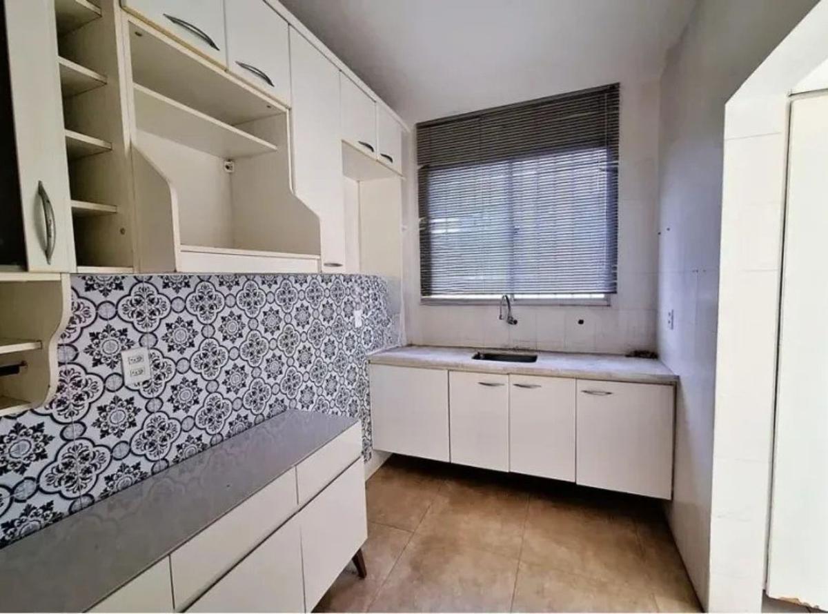 Cobertura, Estoril, 3 Quartos, 1 Vaga, 1 Suíte