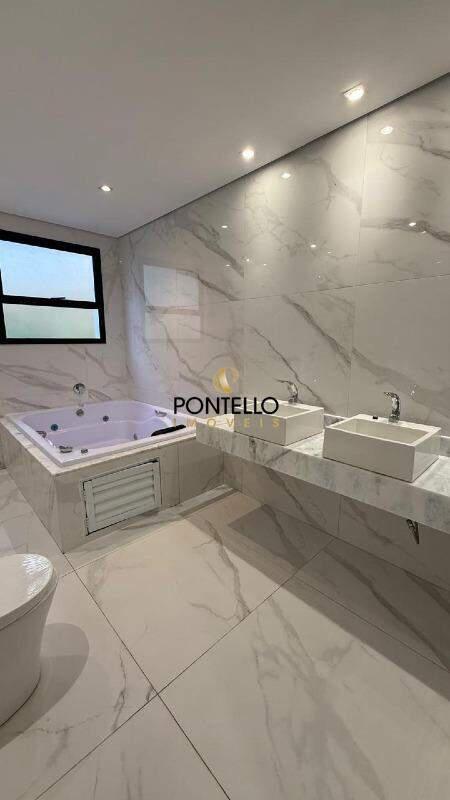 Casa, Alphaville, 3 Quartos, 2 Vagas, 3 Suítes