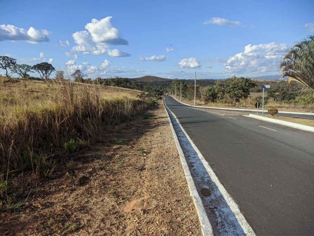 Lote, Centro, 0 Quarto, 0 Vaga