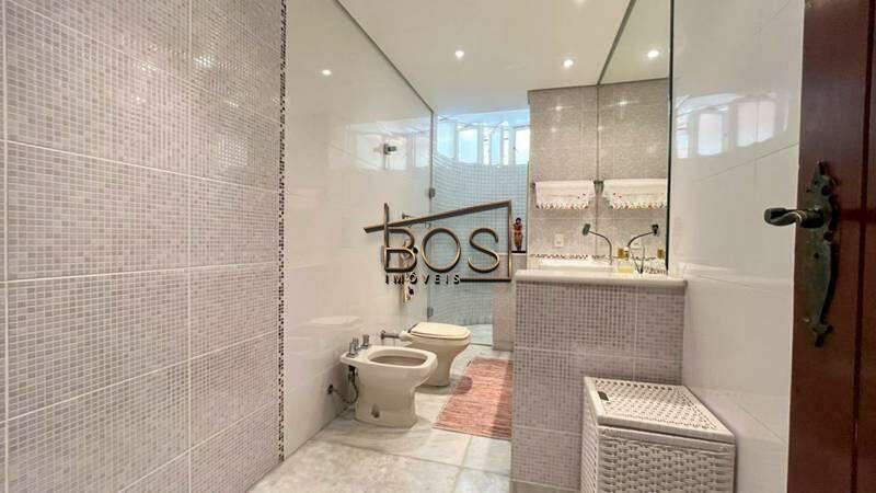 Casa, Cidade Jardim, 5 Quartos, 3 Vagas, 3 Suítes