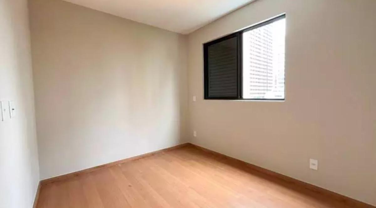 Apartamento, Funcionários, 2 Quartos, 1 Vaga