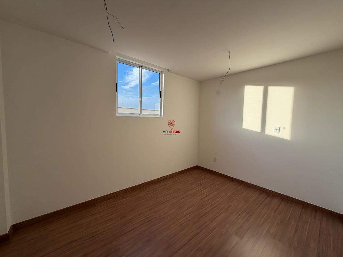 Apartamento, Miramar (barreiro), 3 Quartos, 1 Vaga, 1 Suíte