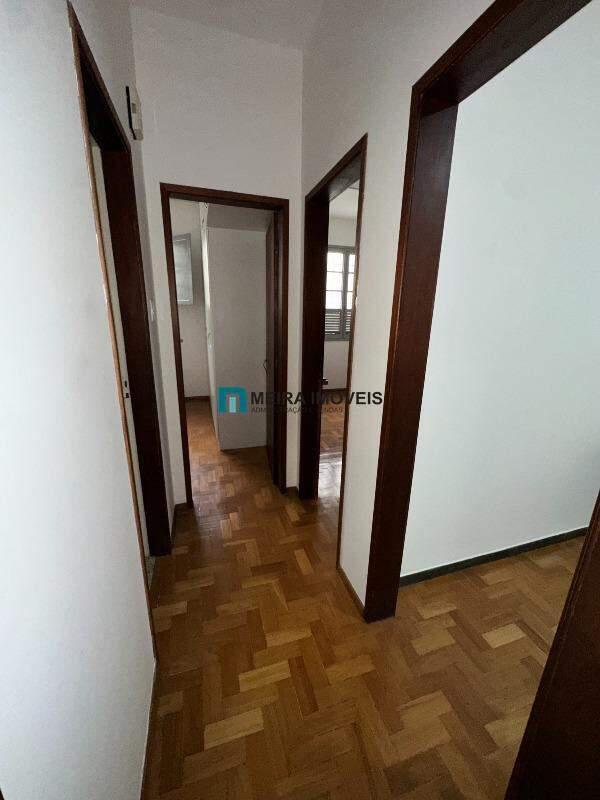 Apartamento, Funcionários, 2 Quartos, 0 Vaga