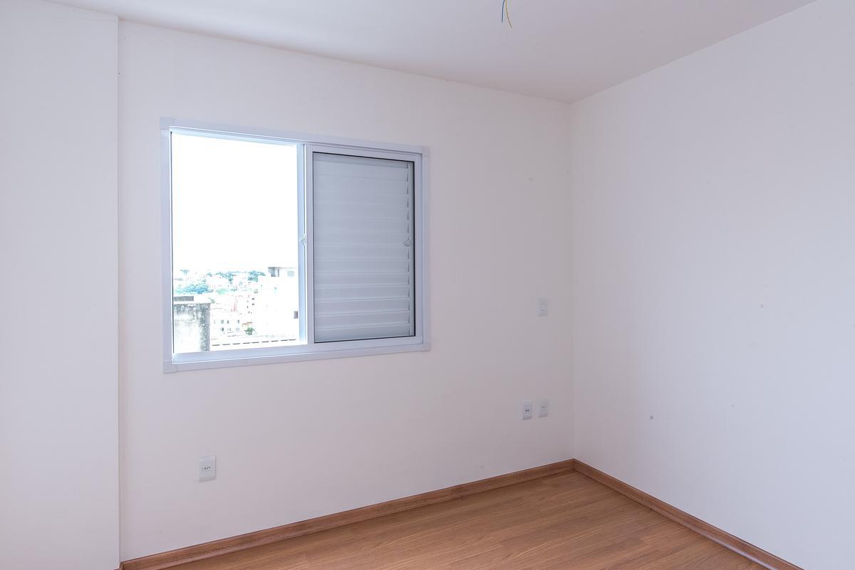 Apartamento, Heliópolis, 2 Quartos, 2 Vagas, 1 Suíte