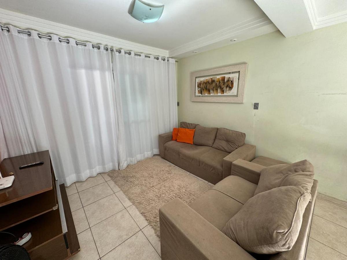 Casa, Castelo, 3 Quartos, 2 Vagas, 1 Suíte