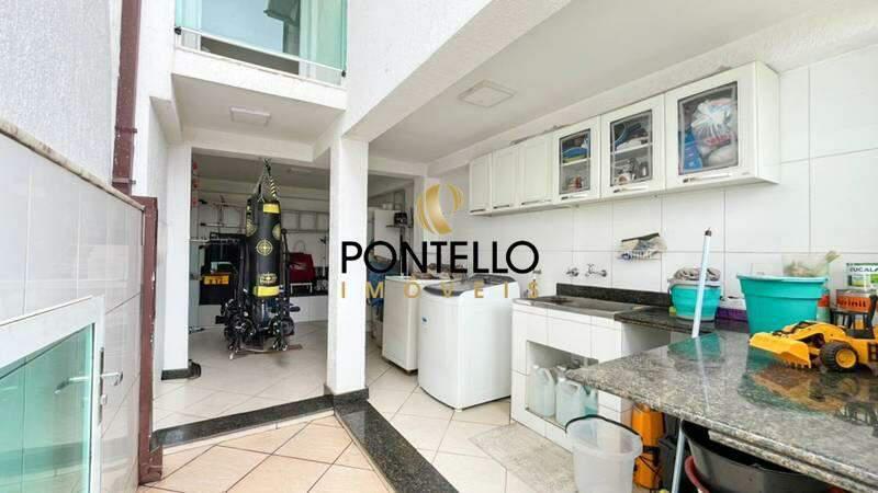 Casa, Planalto, 3 Quartos, 2 Vagas, 1 Suíte