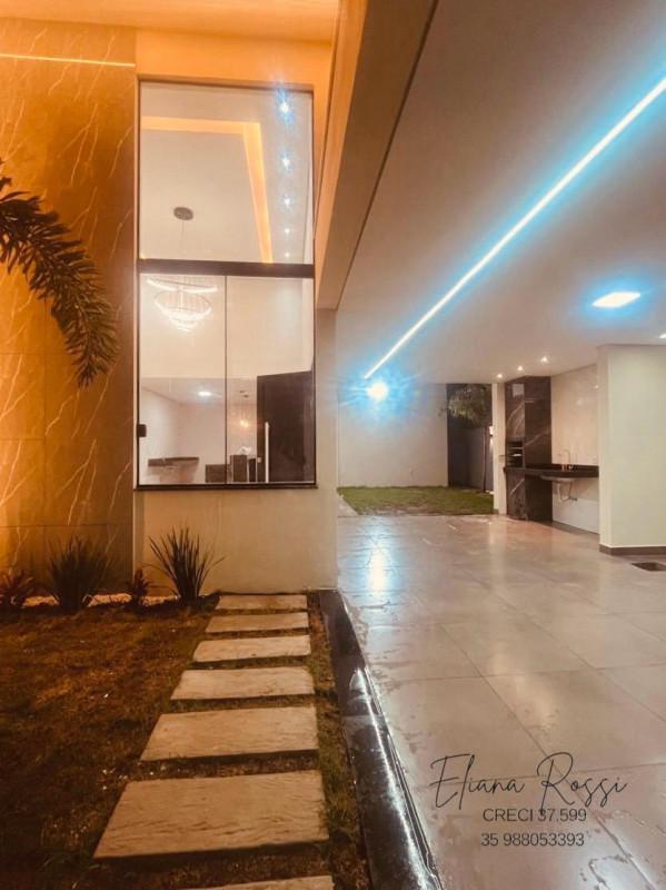 Casa, Campos Elíseos, 3 Quartos, 2 Vagas, 1 Suíte