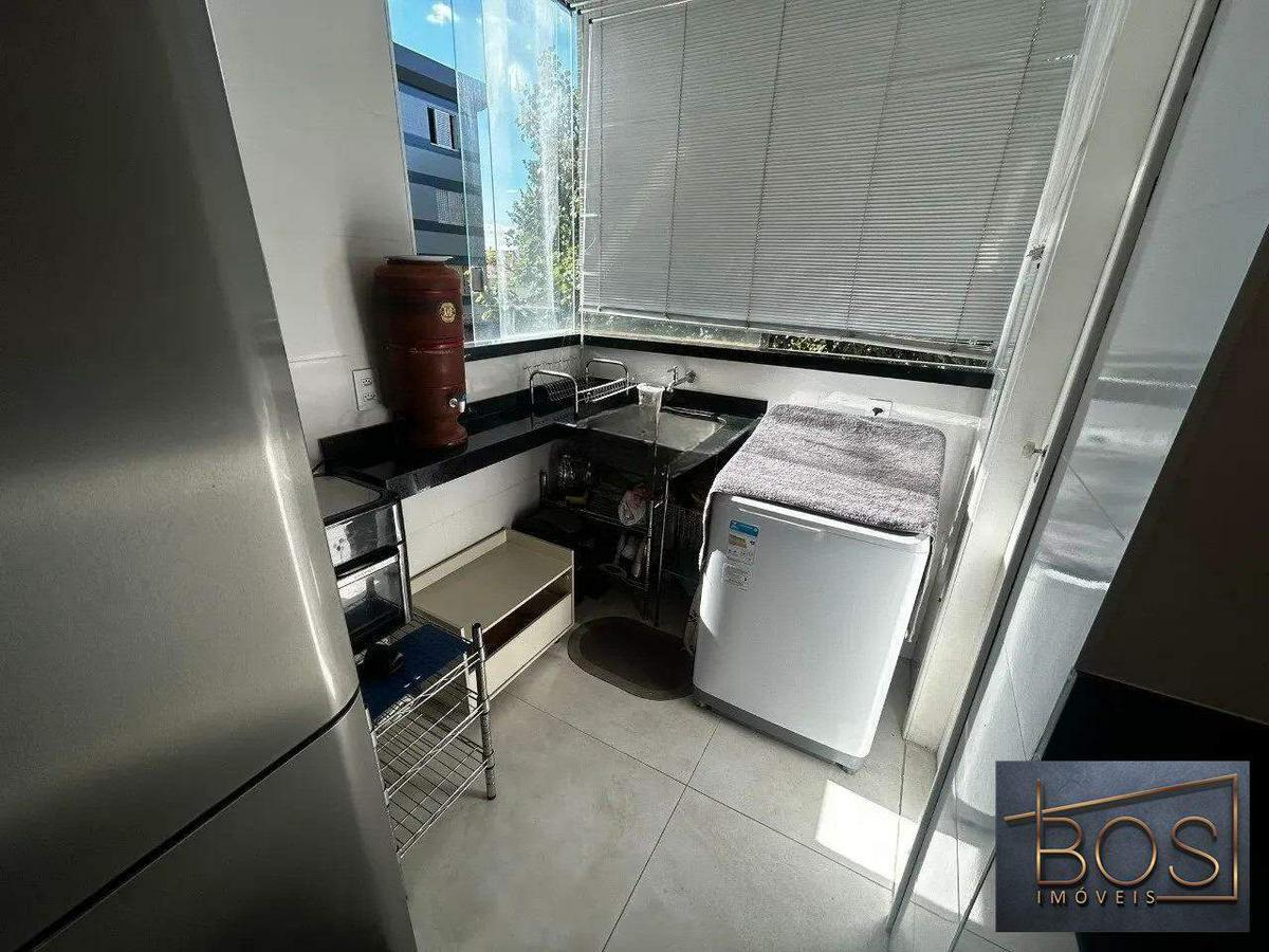 Apartamento, Vila Paris, 4 Quartos, 2 Vagas, 1 Suíte
