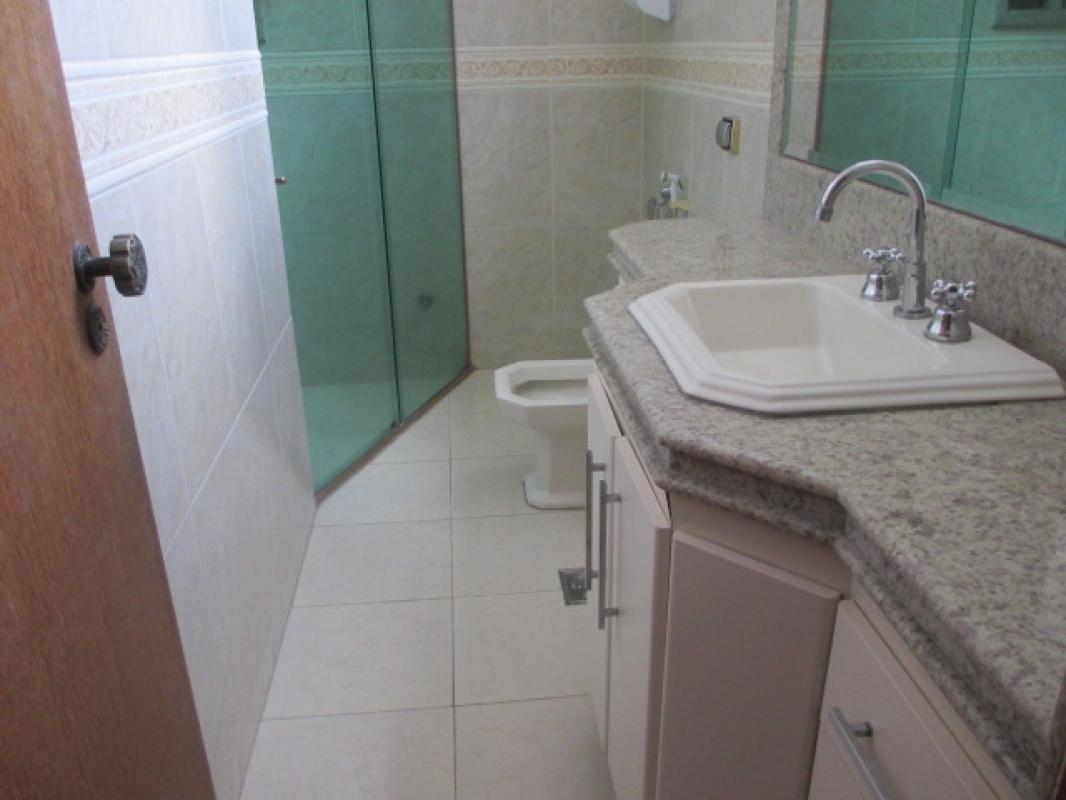 Casa, Alto Barroca, 4 Quartos, 2 Vagas, 2 Suítes