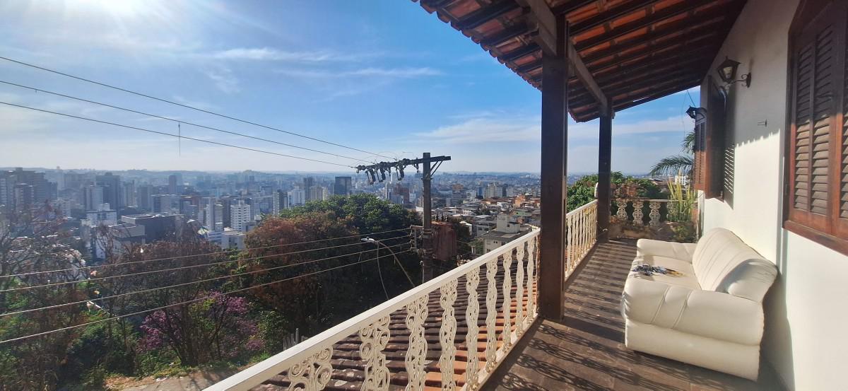 Casa, São Lucas, 6 Quartos, 5 Vagas, 2 Suítes