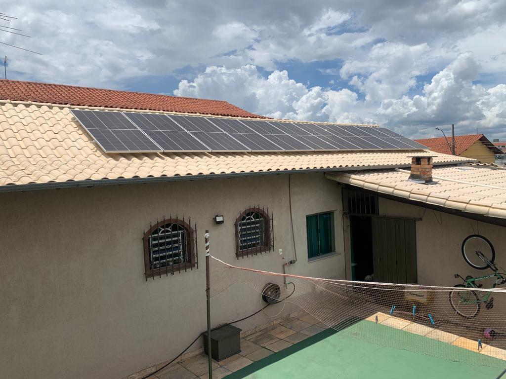 Casa, Vila Pérola, 4 Quartos, 5 Vagas, 1 Suíte