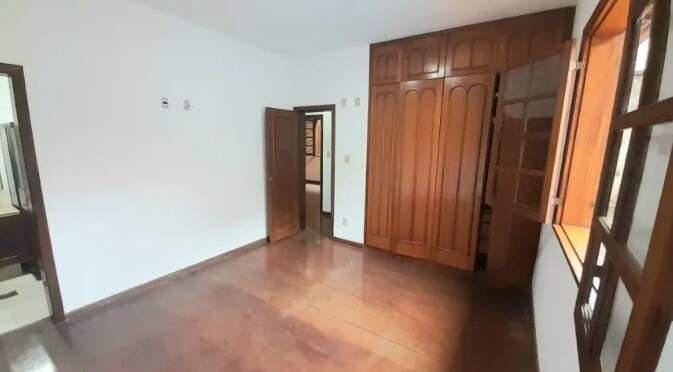 Casa, Santa Inês, 5 Quartos, 2 Vagas, 1 Suíte