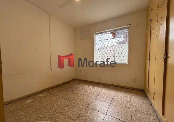 Galpão, São José, 0 Quarto, 4 Vagas