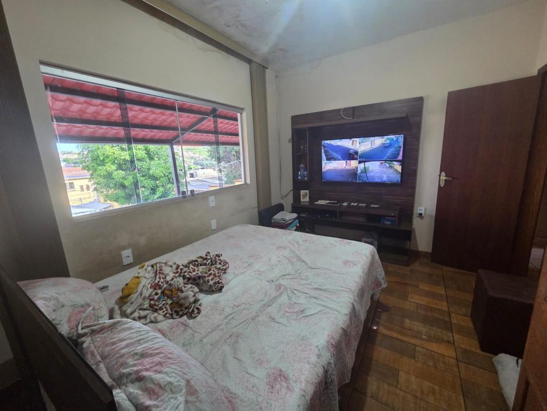 Casa, Coqueiros, 4 Quartos, 14 Vagas