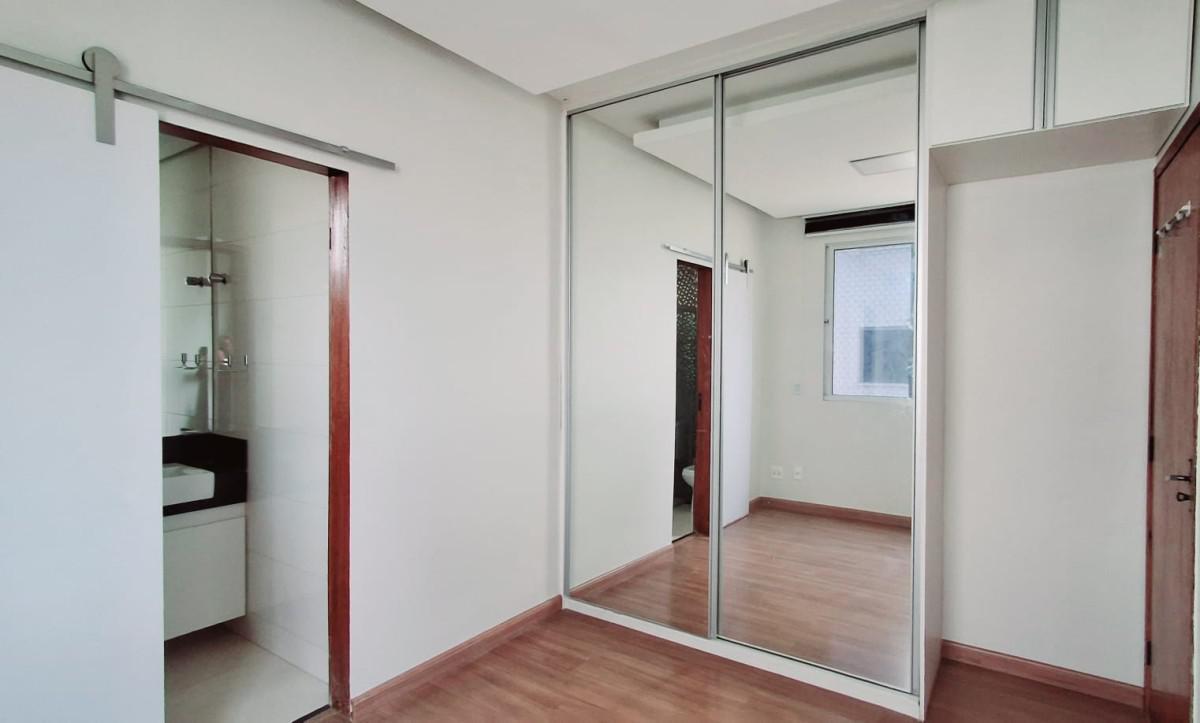 Apartamento, Castelo, 3 Quartos, 2 Vagas, 1 Suíte