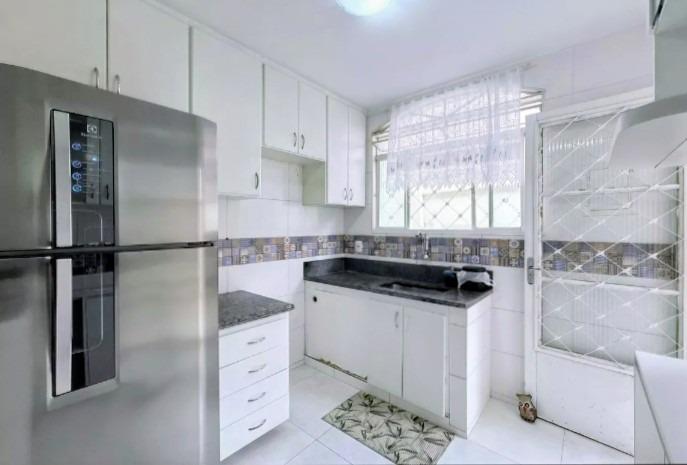 Casa, Castelo, 3 Quartos, 2 Vagas, 1 Suíte