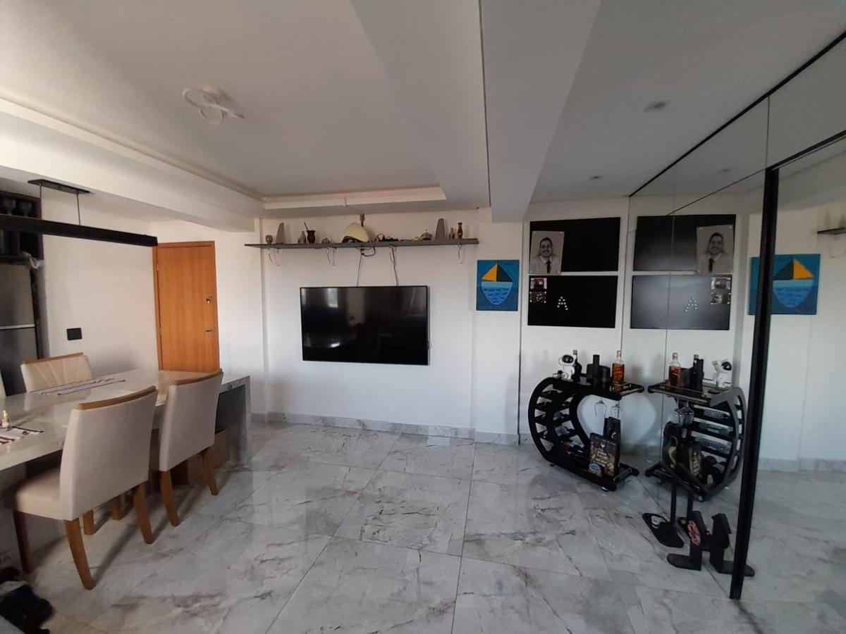 Apartamento, Santa Cruz, 2 Quartos, 1 Vaga
