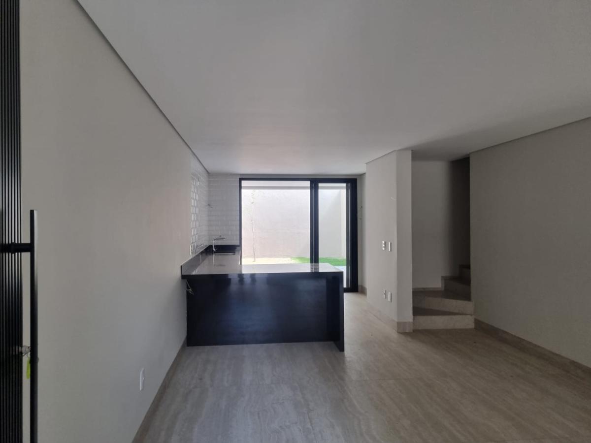 Casa, Jaraguá, 4 Quartos, 4 Vagas, 1 Suíte