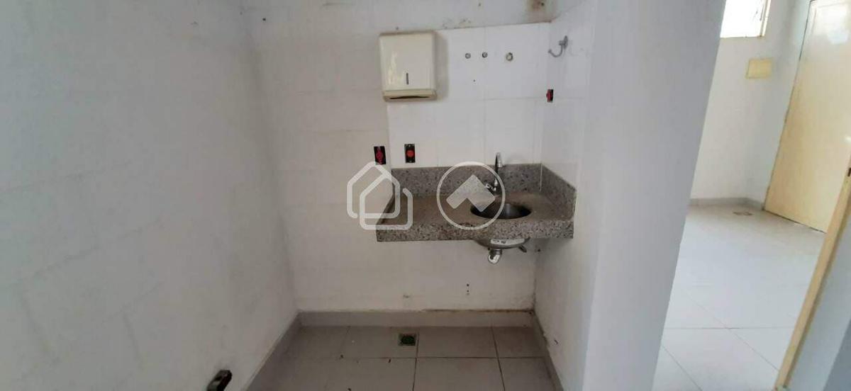 Galpão, Palmeiras, 2 Quartos, 10 Vagas