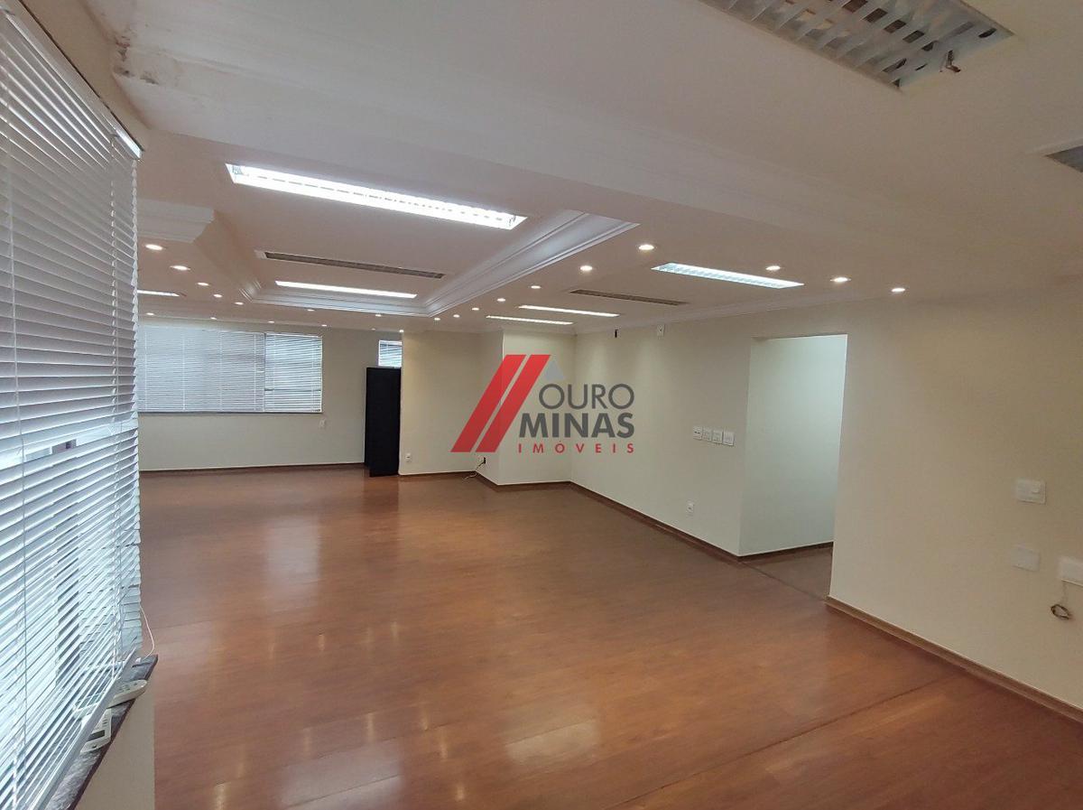Sala, Santa Efigênia, 3 Vagas