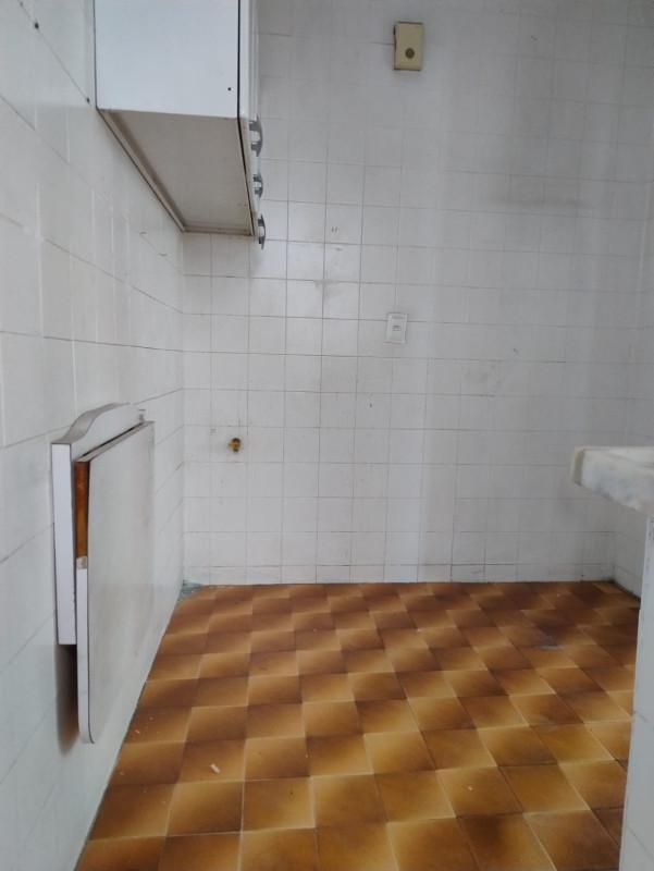 Apartamento, Centro, 2 Quartos, 0 Vaga