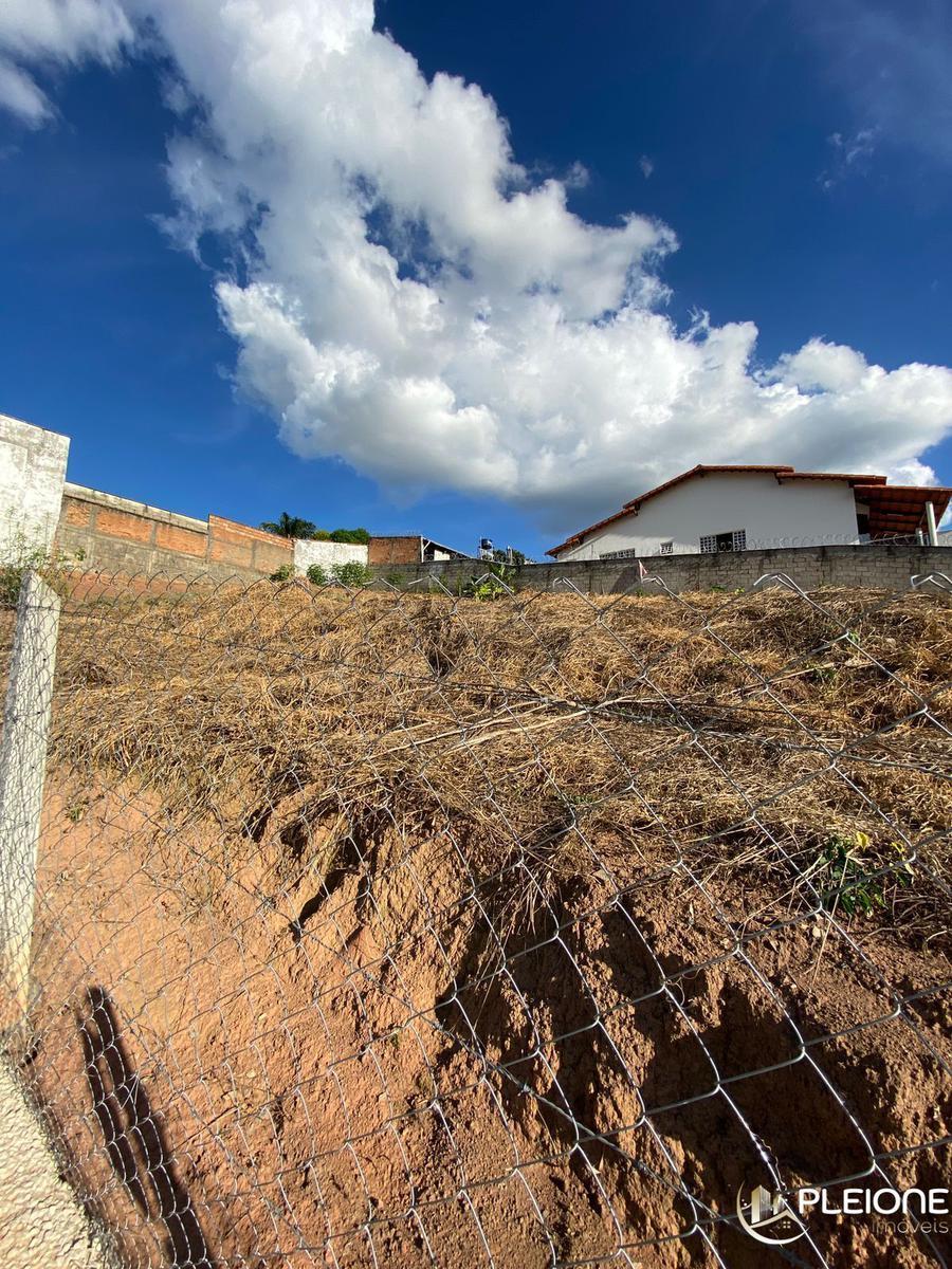 Lote, Residencial Santanense, 0 Quarto, 0 Vaga