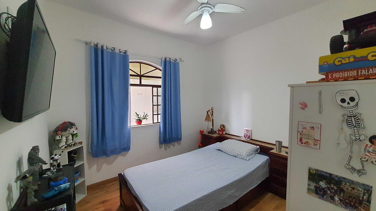 Casa, Jardim Industrial, 3 Quartos, 3 Vagas, 1 Suíte