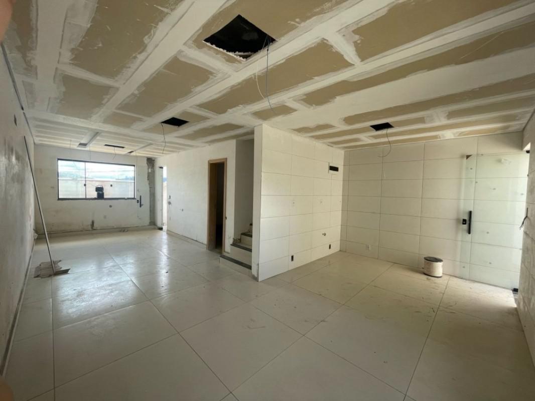 Casa, Masterville, 3 Quartos, 3 Vagas, 1 Suíte