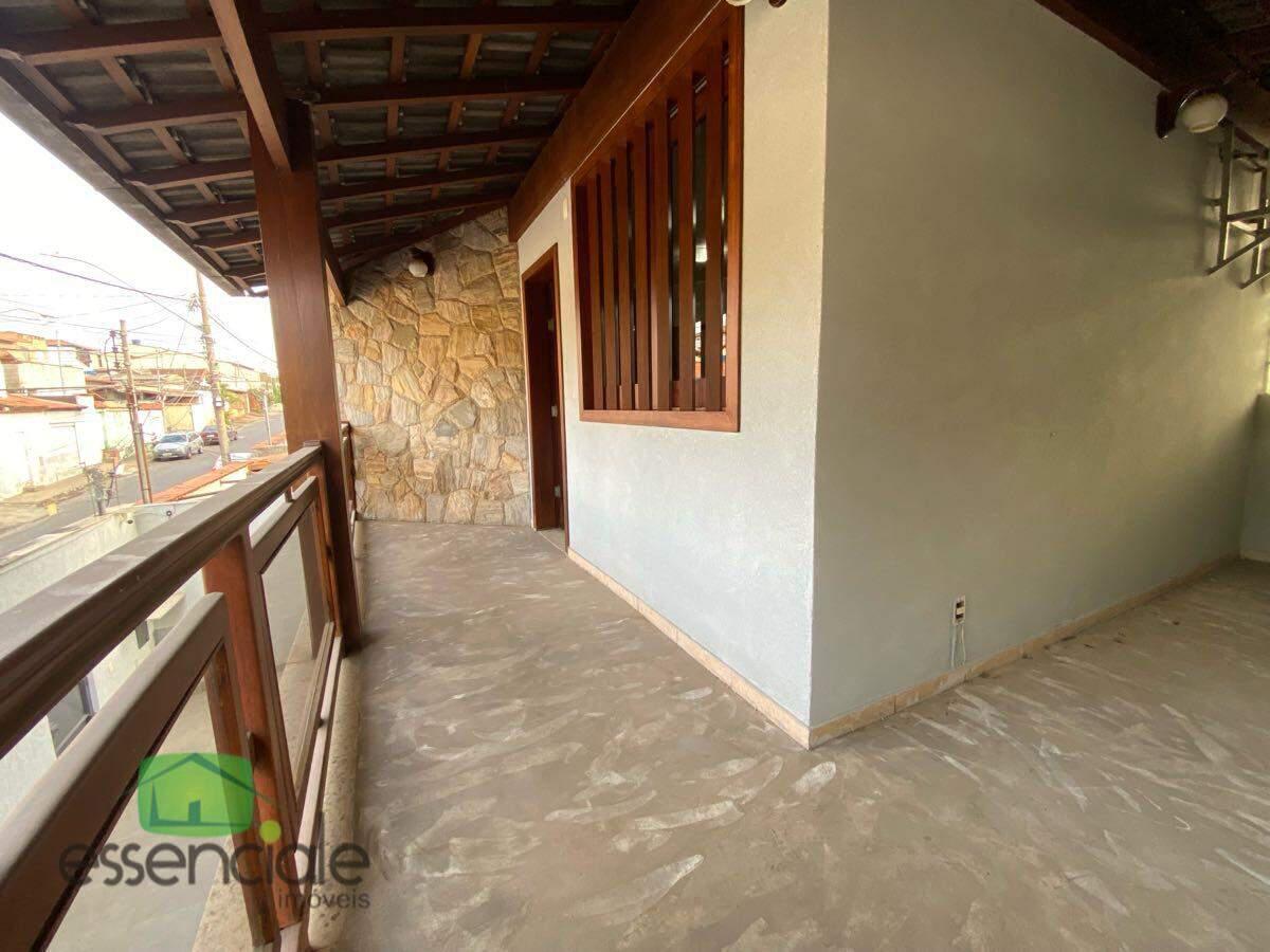 Casa, Conjunto Água Branca, 3 Quartos, 4 Vagas, 1 Suíte
