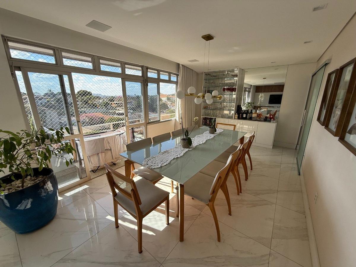 Apartamento, São José, 4 Quartos, 2 Vagas, 1 Suíte