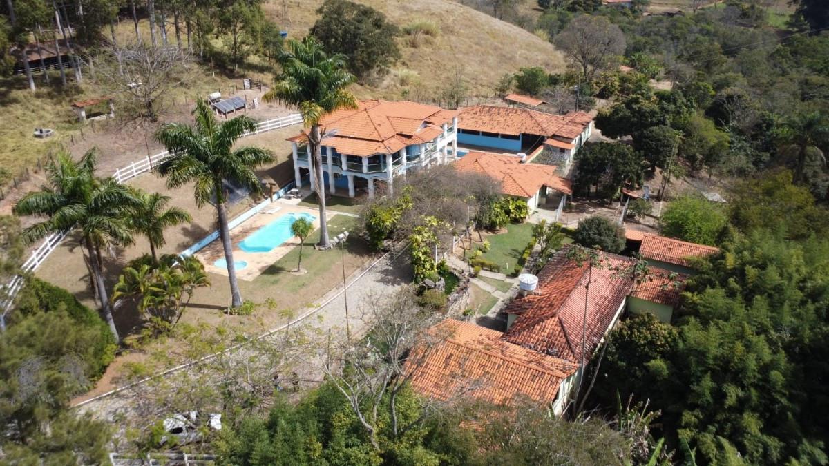 Fazenda, Centro, 7 Quartos, 0 Vaga, 2 Suítes