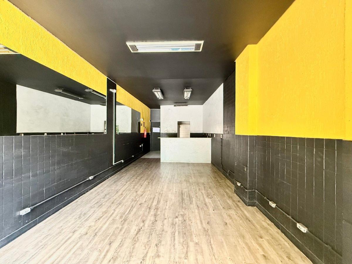 Andar, São José, 0 Quarto, 1 Vaga