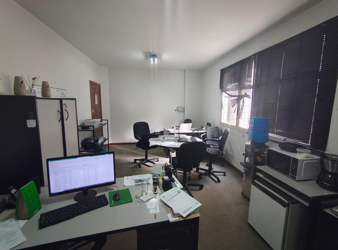 Sala, Savassi, 0 Quarto, 0 Vaga