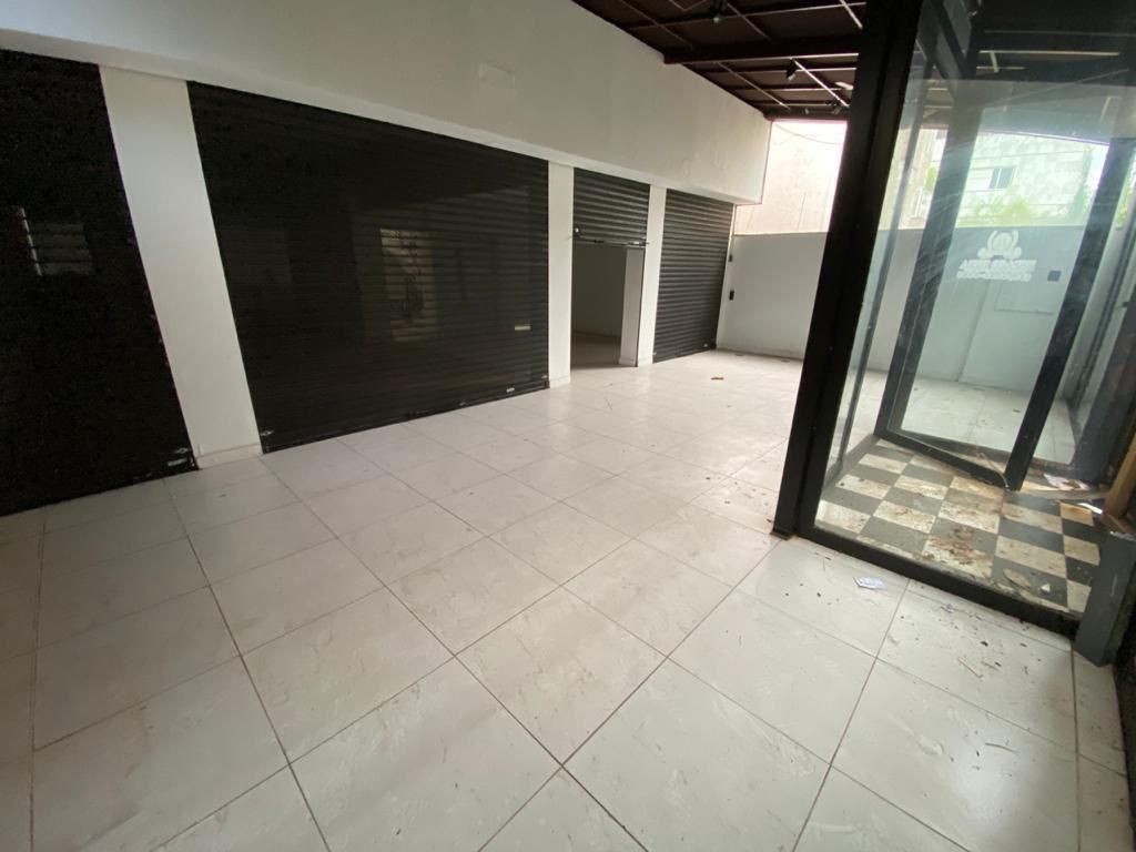 Casa Comercial, Lourdes, 3 Quartos, 0 Vaga
