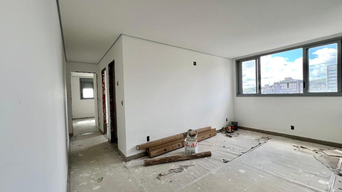 Cobertura, Santa Efigênia, 2 Quartos, 2 Vagas, 1 Suíte