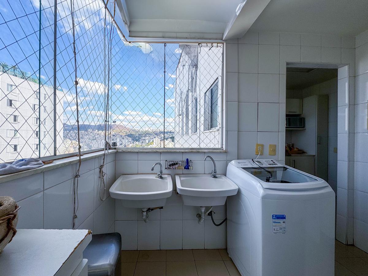 Apartamento, Luxemburgo, 4 Quartos, 4 Vagas, 1 Suíte