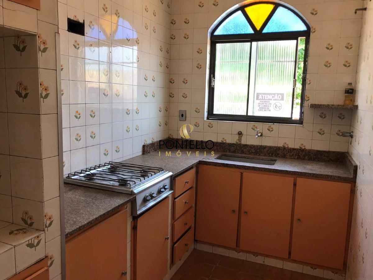 Casa, Centro, 3 Quartos, 0 Vaga, 1 Suíte