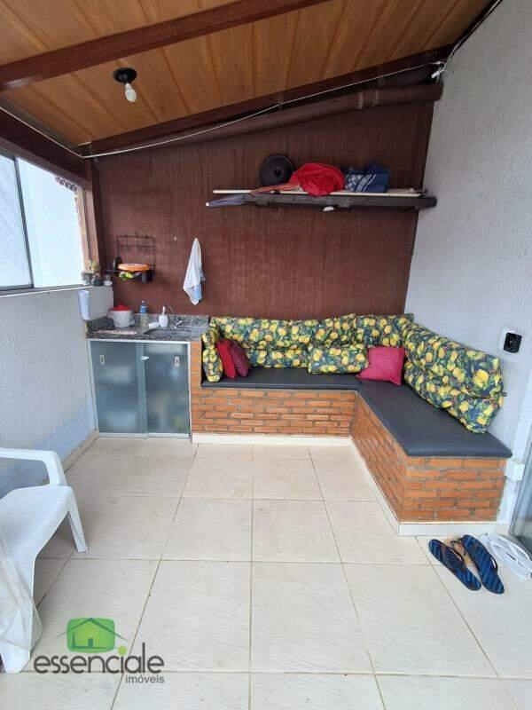 Cobertura, Fonte Grande, 3 Quartos, 2 Vagas, 1 Suíte