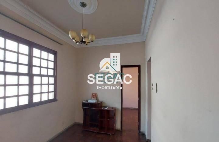 Casa, Sagrada Família, 5 Quartos, 1 Vaga