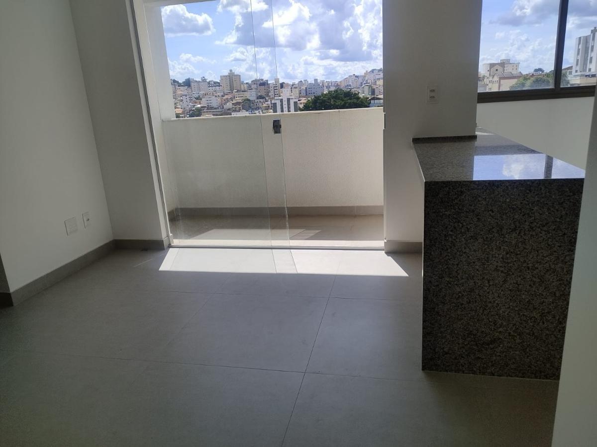 Cobertura, Sagrada Família, 3 Quartos, 3 Vagas, 1 Suíte