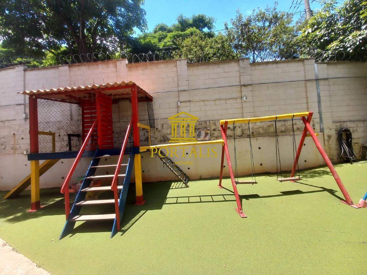 Apartamento, Cabral, 2 Quartos, 1 Vaga